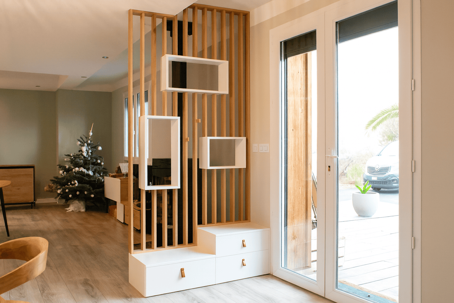 Vestidor con iluminación LED integrada